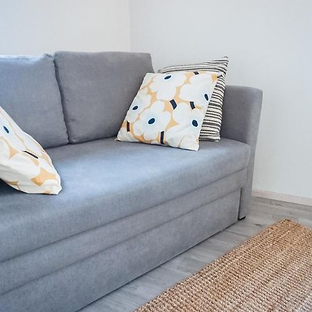 Cozy City Studio By Tram And Bus Stops Helsínquia Exterior foto